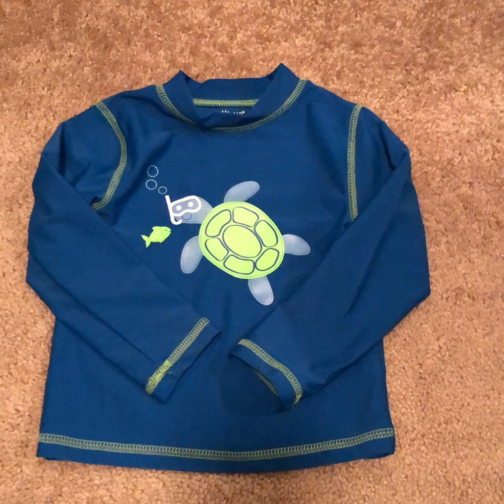 Boys rash guard.